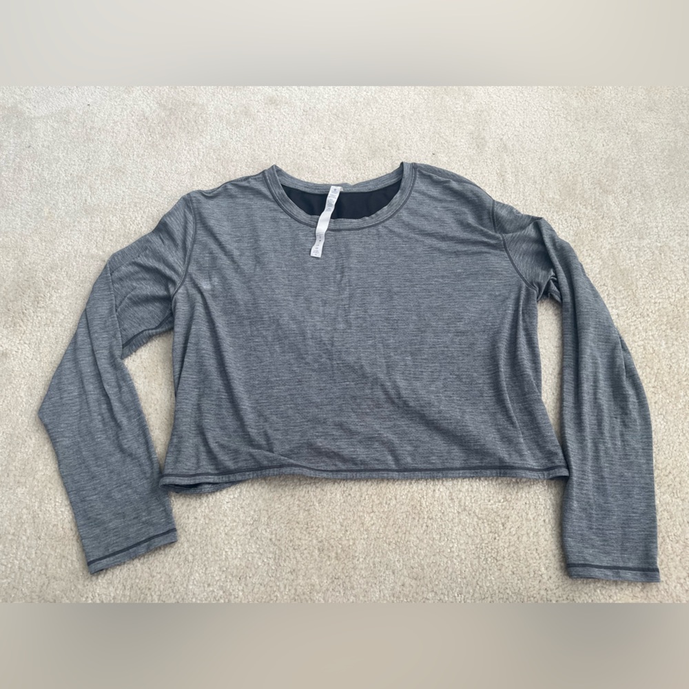 Lululemon Long Sleeve Crop Top